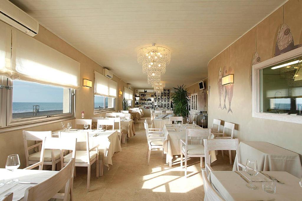 Hotel Alta La Vista Марина-ди- Кастаньето Экстерьер фото