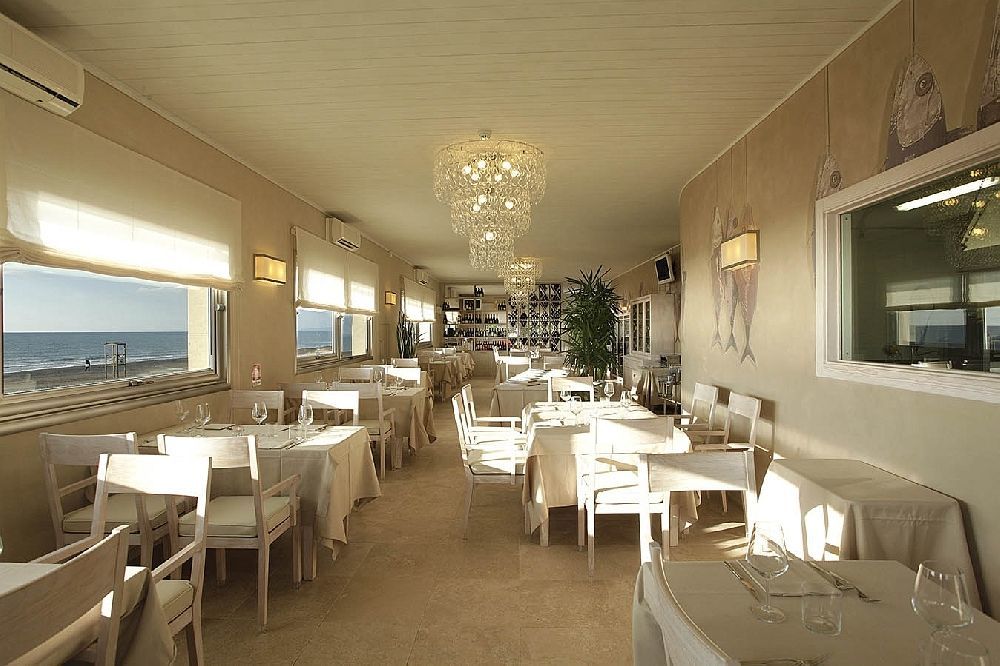 Hotel Alta La Vista Марина-ди- Кастаньето Экстерьер фото